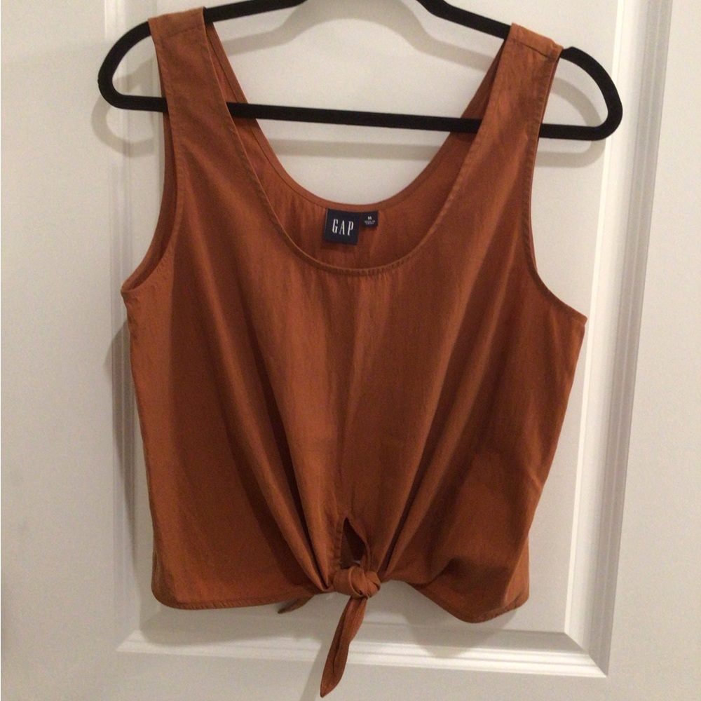 Women’s tie front tank top, size medium